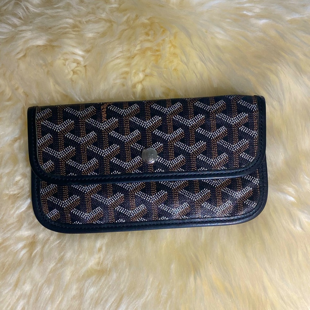 Goyard Black Goyardine Canvas Clasped Clutch With Back Pocket